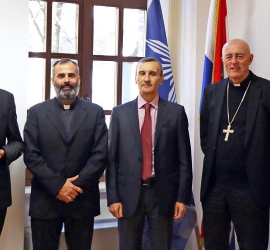 Apostolski nuncij i veleposlanik Republike Italije na Hrvatskom katoličkom sveučilištu